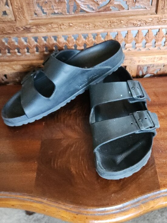 Birkenstock Shoes - Birkenstock EVA Sandals in Black - Lightweight - Water Friendly